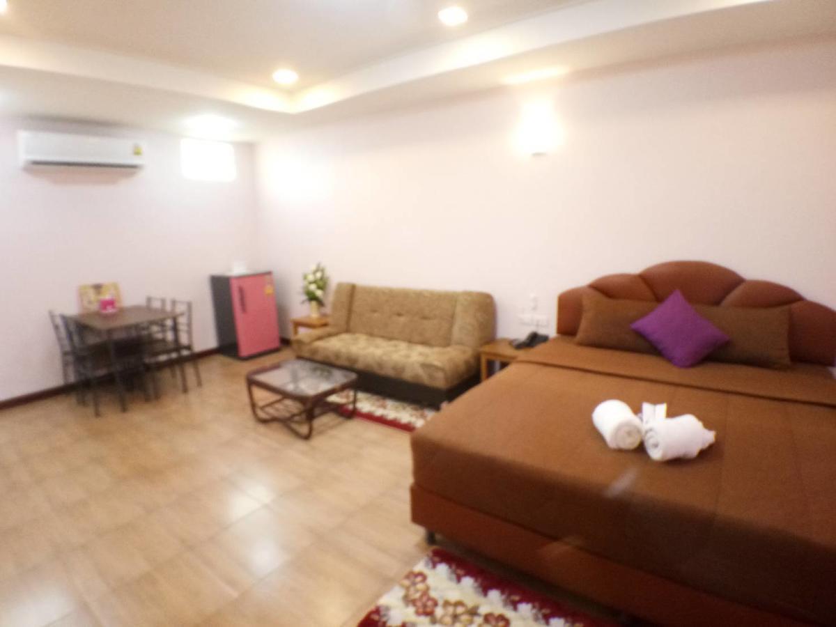 Hi Tech Resort Kabin Buri Eksteriør bilde