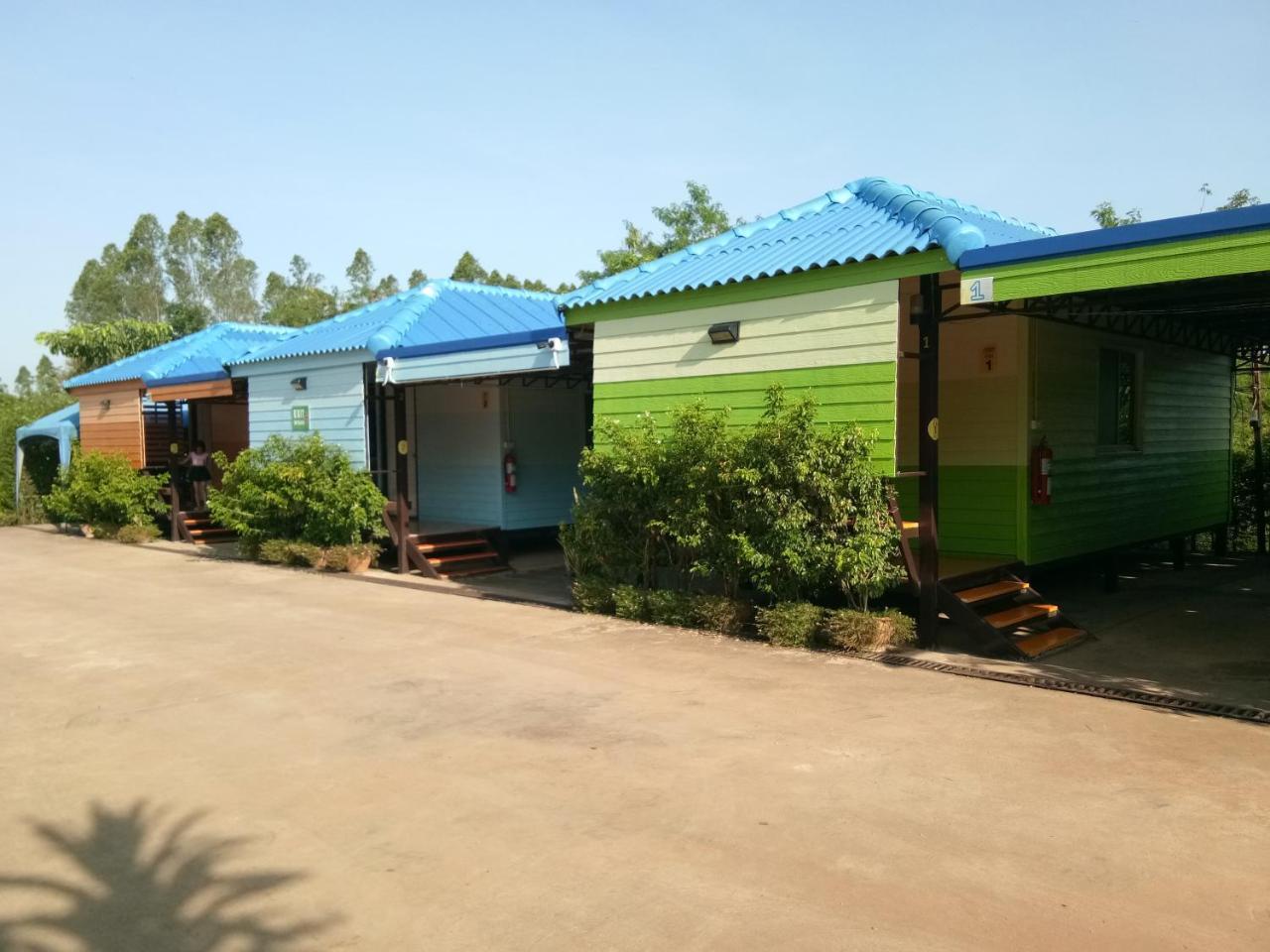 Hi Tech Resort Kabin Buri Rom bilde