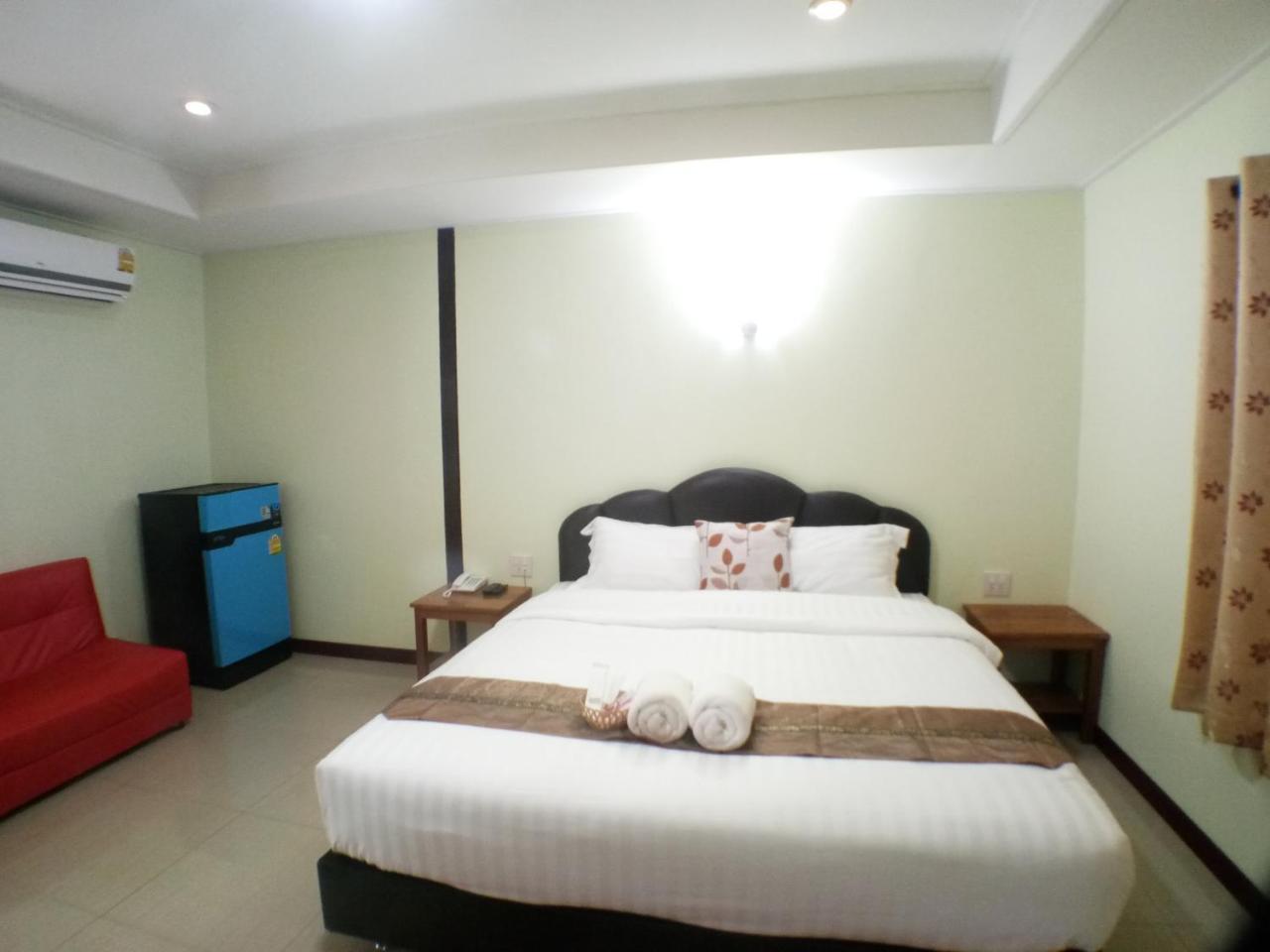 Hi Tech Resort Kabin Buri Eksteriør bilde